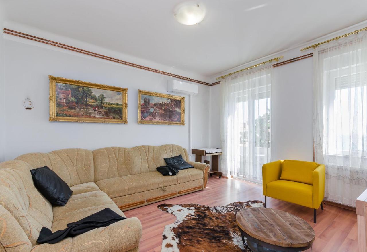 Apartments Andrijana غييكا المظهر الخارجي الصورة