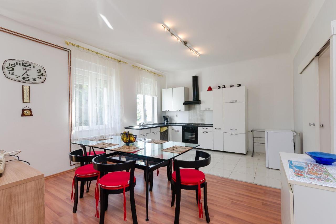 Apartments Andrijana غييكا الغرفة الصورة